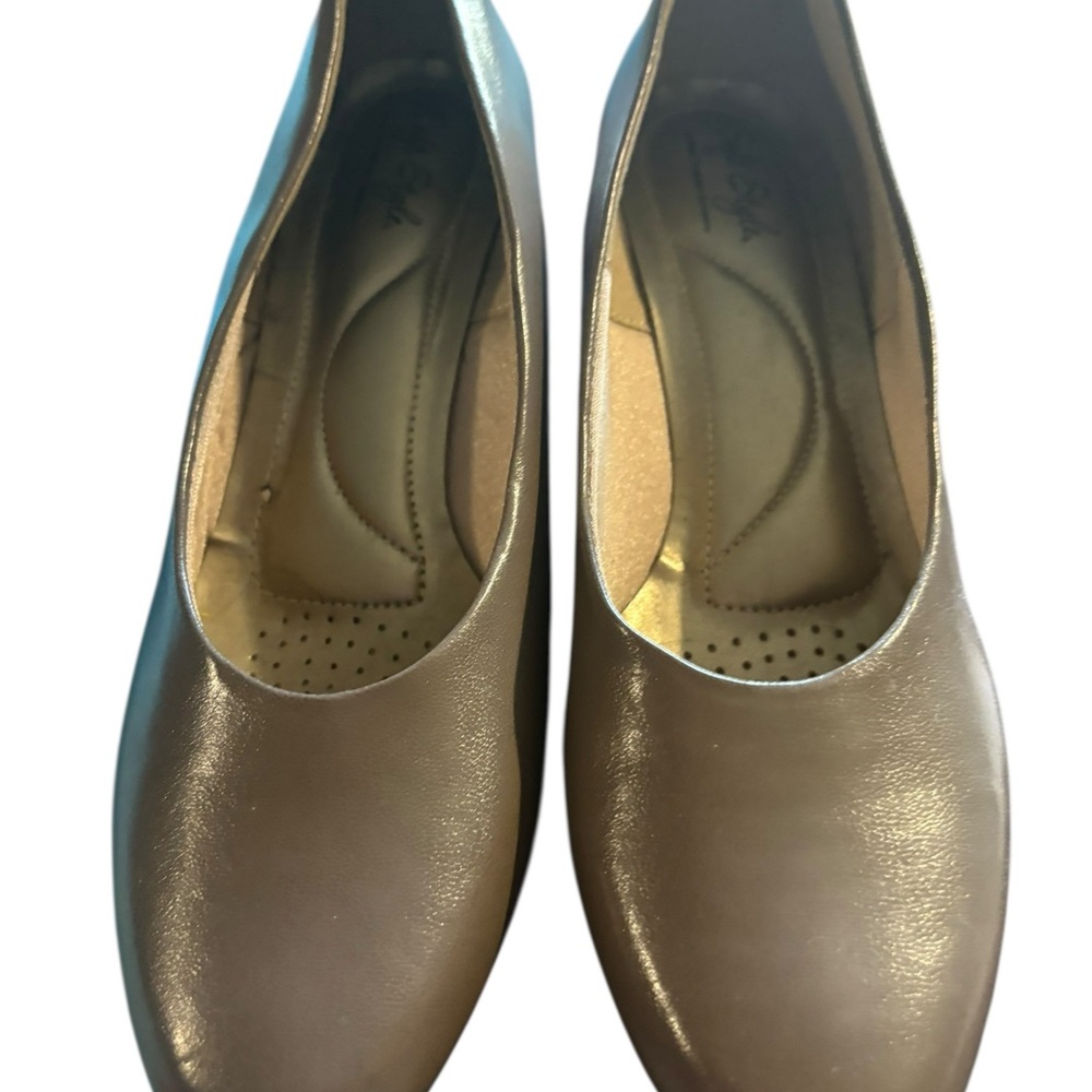 Soft Style Brown Women's Flats